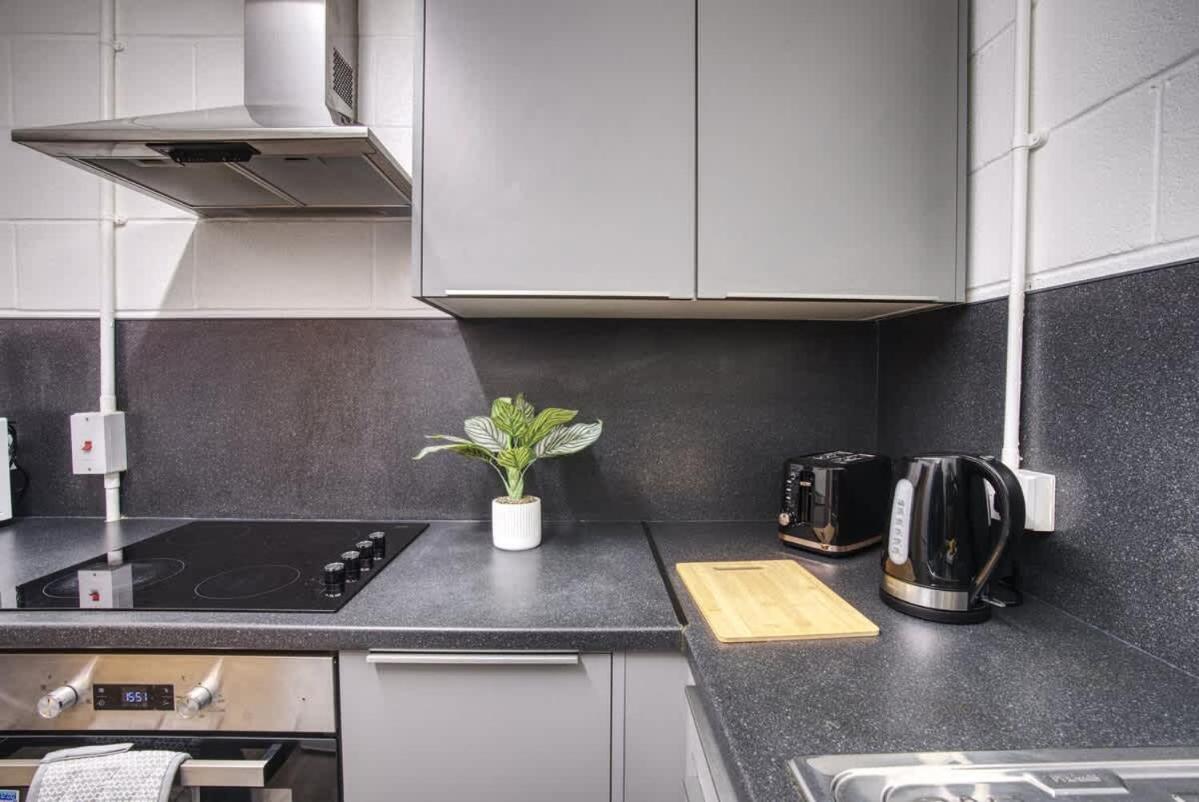 1Br City Centre Apt, Self Check In, Wifi, By Derbnb Sheffield Zewnętrze zdjęcie